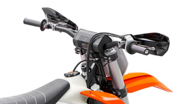 PHO_BIKE_DET_300-XC-TPI-MY21-Handlebar_SALL_AEPI_V1-570x333-1.jpg